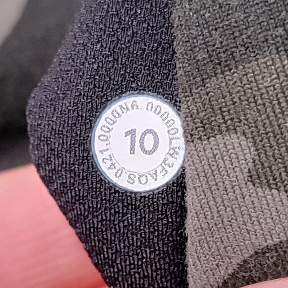 Lululemon Size 10 Camo Long Sleeve Running Top Thumb Holes Crew Neck Camouflage - Picture 5 of 6